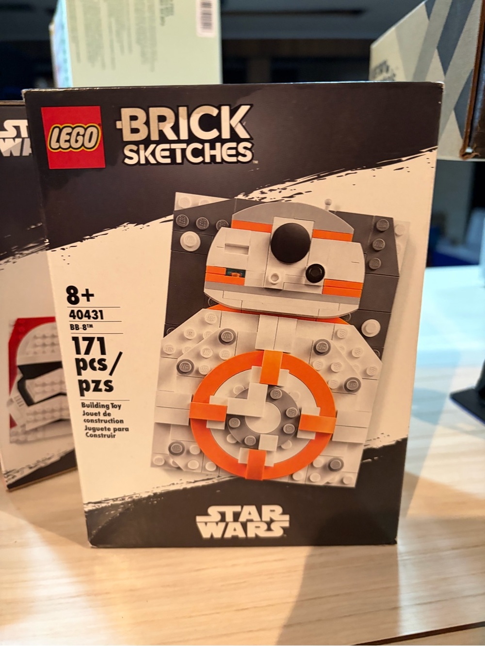 Lego Brick Sketches BB-8 Panel in White, Orange, Gray, Black